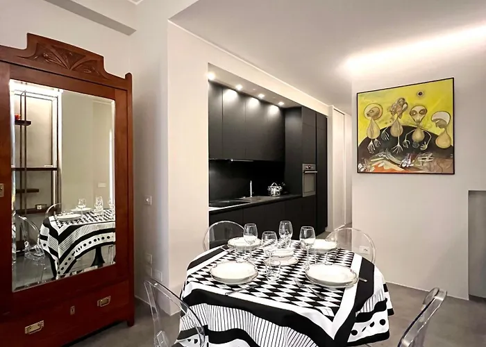 Design District Luxury * Mediolan